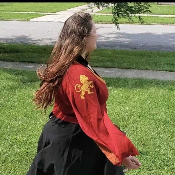 Elhoffer Design Retired Lion long Cape Sleeve Cropped Cardigan - Picture 13 of 14